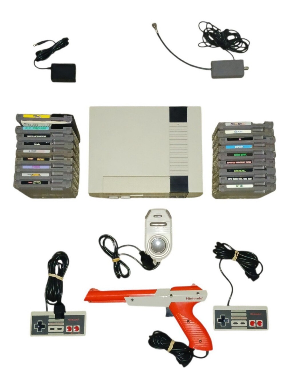 Nintendo NES Bundle Set with 19 Games